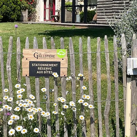 De Caractère Au Cœur Des Vignes Avec Jardin, Vélos Et équipements Bébé - Fr-1-306-796 *